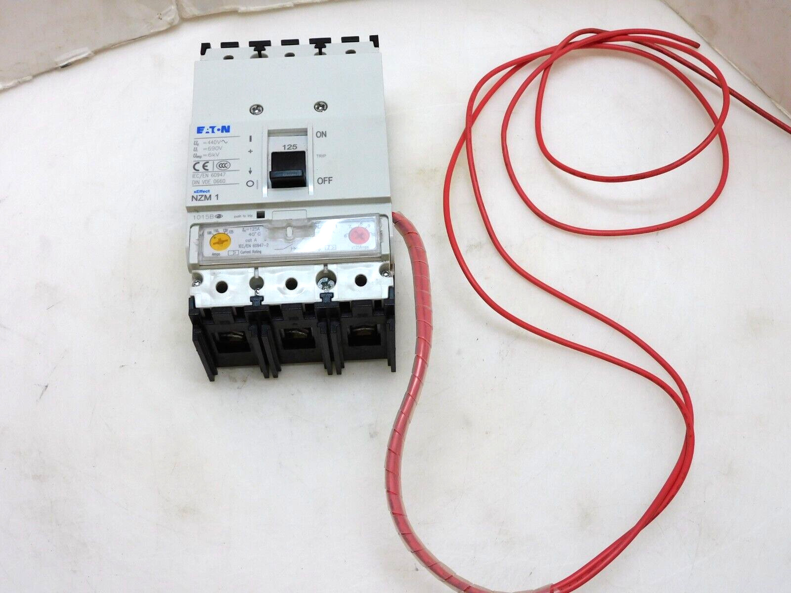 EATON NZM 1 125A CIRCUIT BREAKER NZMB1 100-125A 3P 3 POLE TRIP W/ SHUNT
