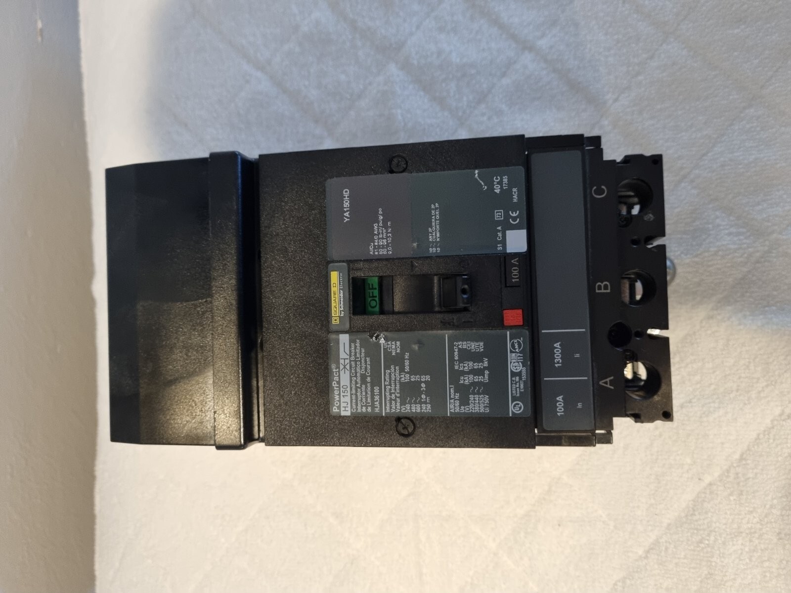 Schneider Square D I-Line Breaker HJA36100 100 Amp 600 Volt 3 Pole NO Lug Kit