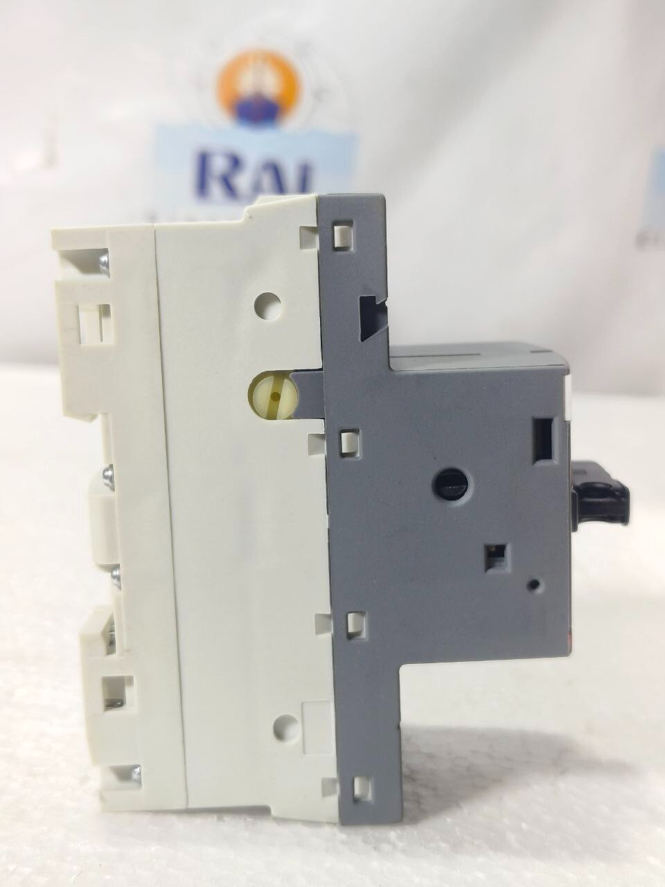 ABB MS132-16 3P 10-16A MOTOR PROTECTION CIRCUIT BREAKER MS13216 1SAM350000R1011