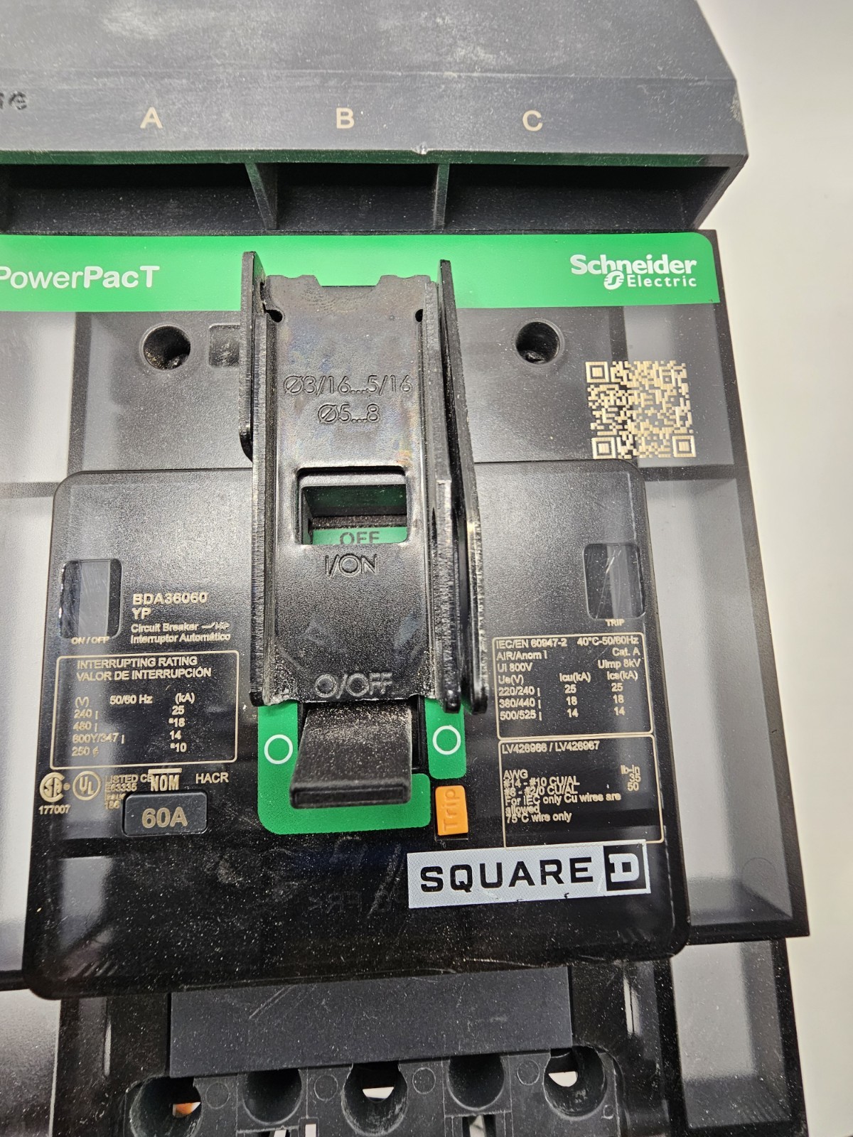 NEW Square D BGA BGA36060YP 3 Pole 60 Amp 600V Circuit Breaker