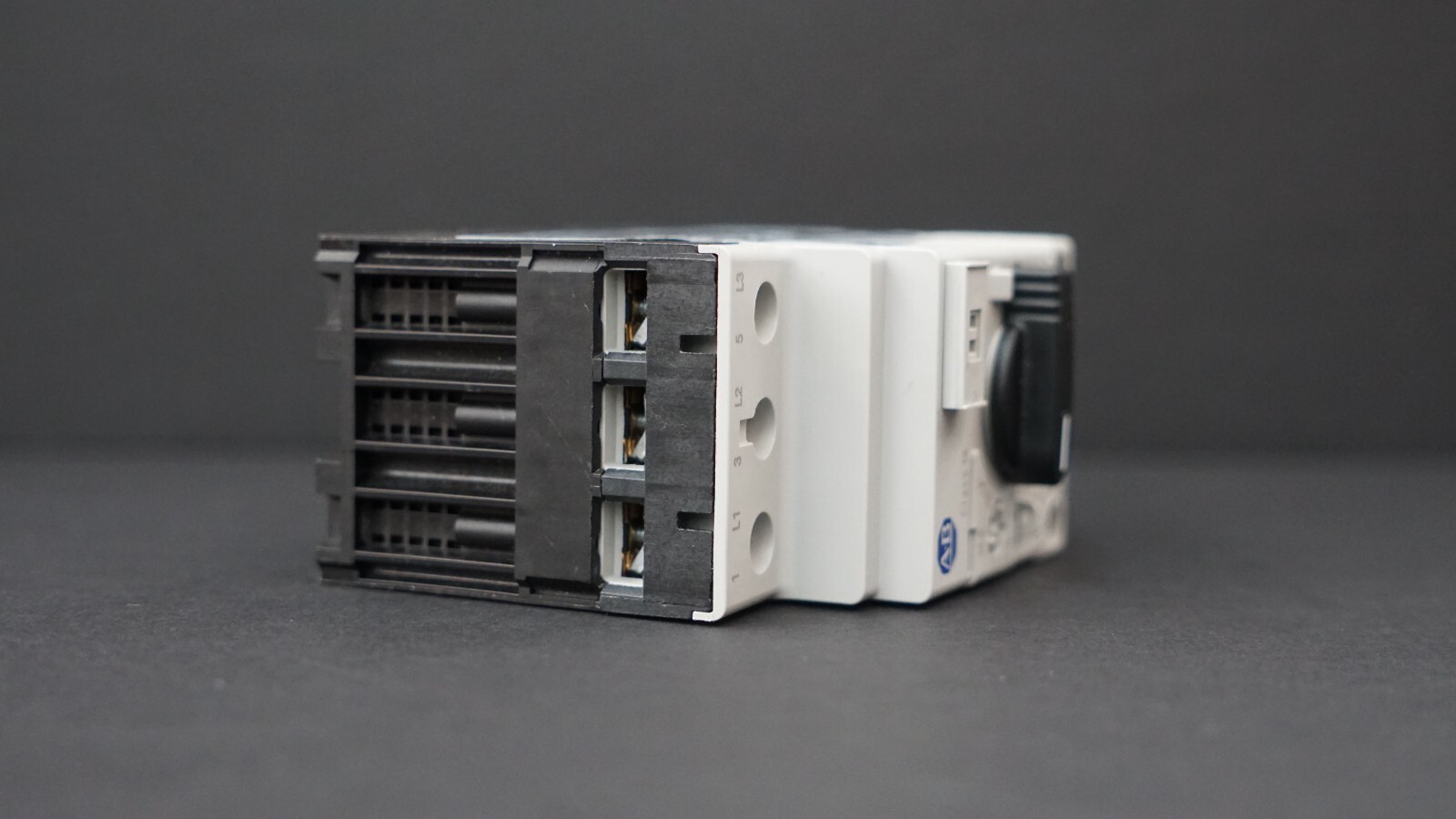 Allen Bradley 140M-D8E-C10 Motor Protection Circuit Breaker, SER D
