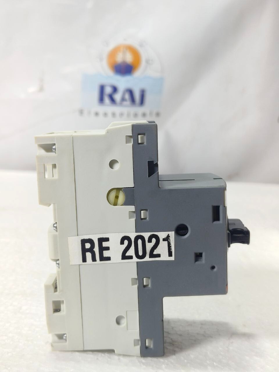ABB MS132-16 3P 10-16A MOTOR PROTECTION CIRCUIT BREAKER MS13216 1SAM350000R1011