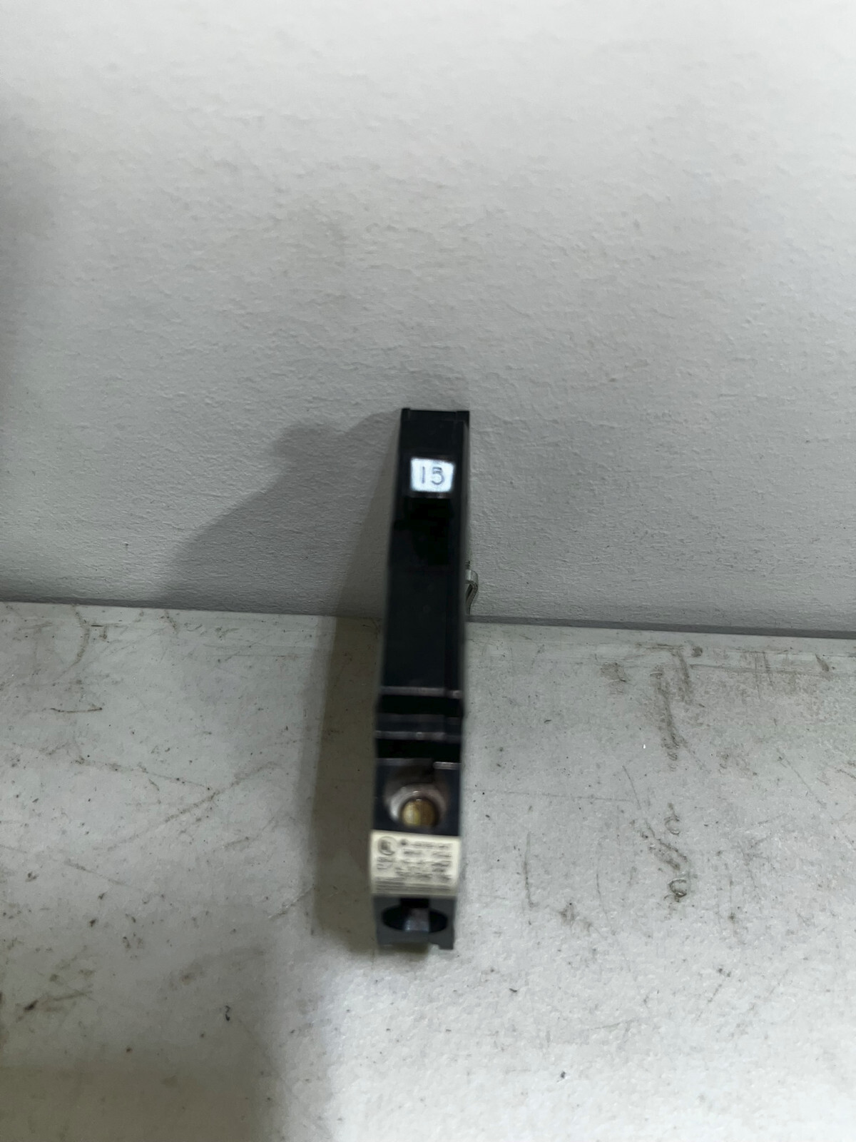 Crouse Hinds MH115-R 120 Circuit Breaker Right Hook