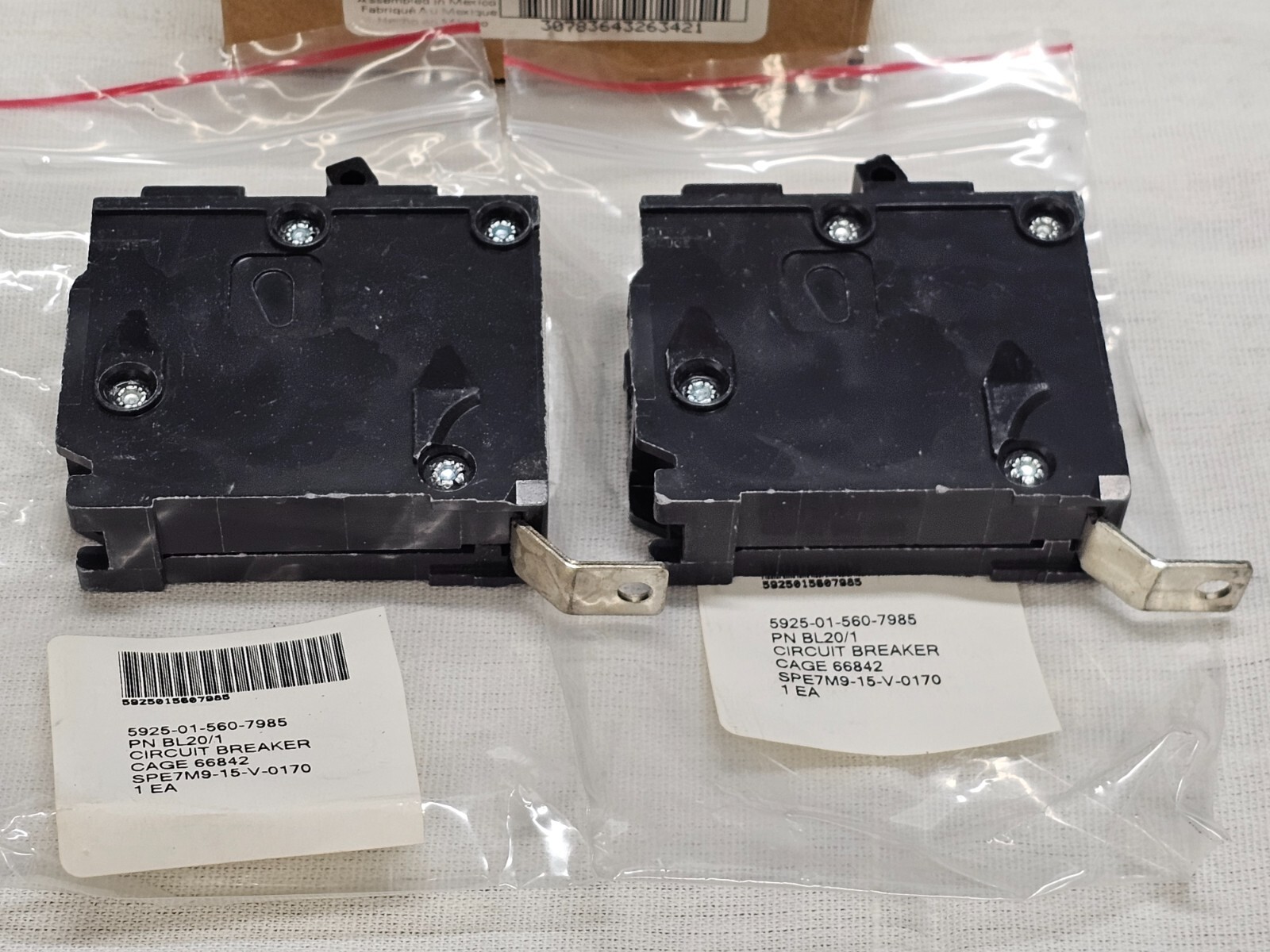 2 Siemens Panel Circuit Breaker 20A Amp 120/240V 1 Pole Bolt On B120 Type BL
