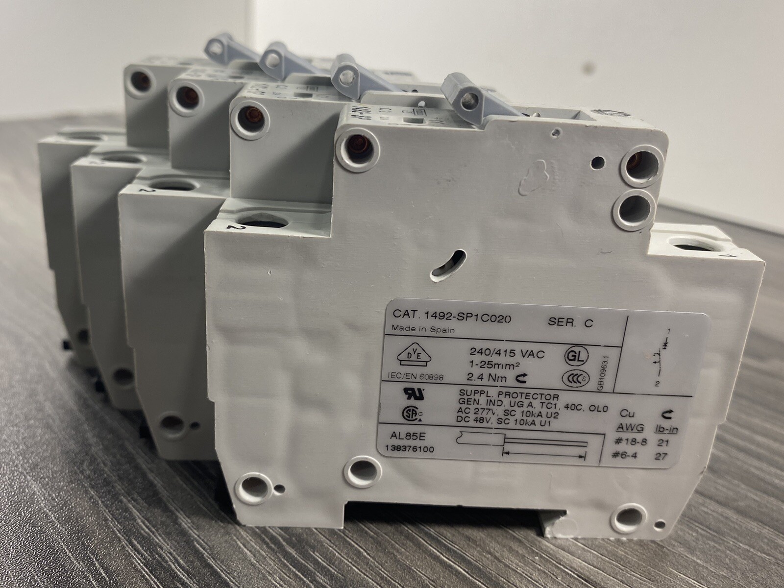 Allen Bradley 1492-SP1C020 Ser C 2A 1-P Miniature Circuit Breaker **Lot of 4**