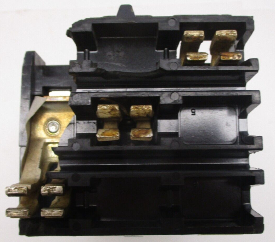 SQUARE D P/N: KA36125 CIRCUIT BREAKER 3POLE 3PHASE 125A 600V 25KAIC THERM MAGNET