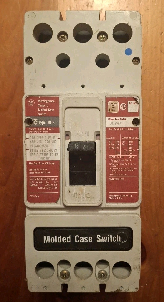 Cutler-Hammer JD-K JD3250K 250A 600Vac 250Vdc Molded Case Switch