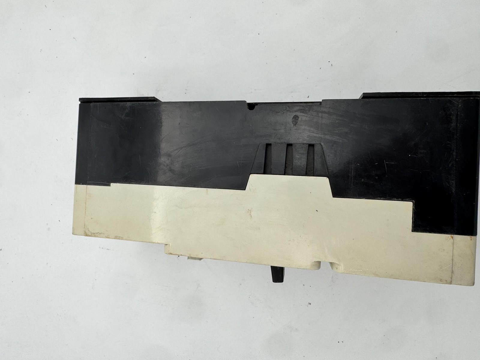 SIEMENS 3VF4 CIRCUIT BREAKER 3VF4231-1DF41-7KA0 125AMP 600VOLT 3POLE