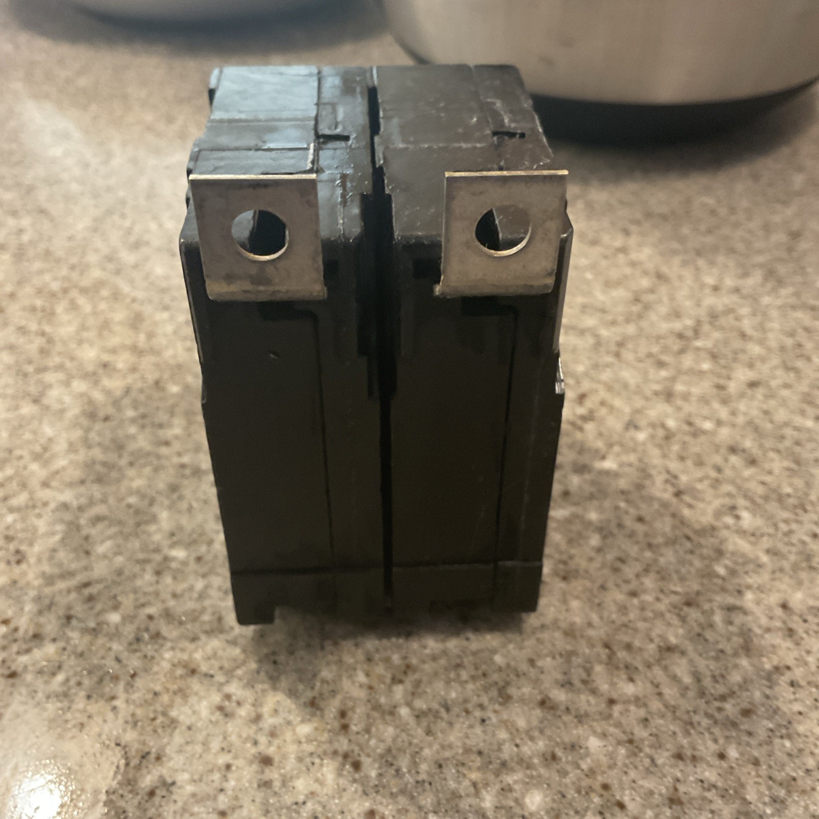 Eaton 30A 120/240V 2 Phase Type QBHW Circuit Breaker QBHW2030 Bolt On