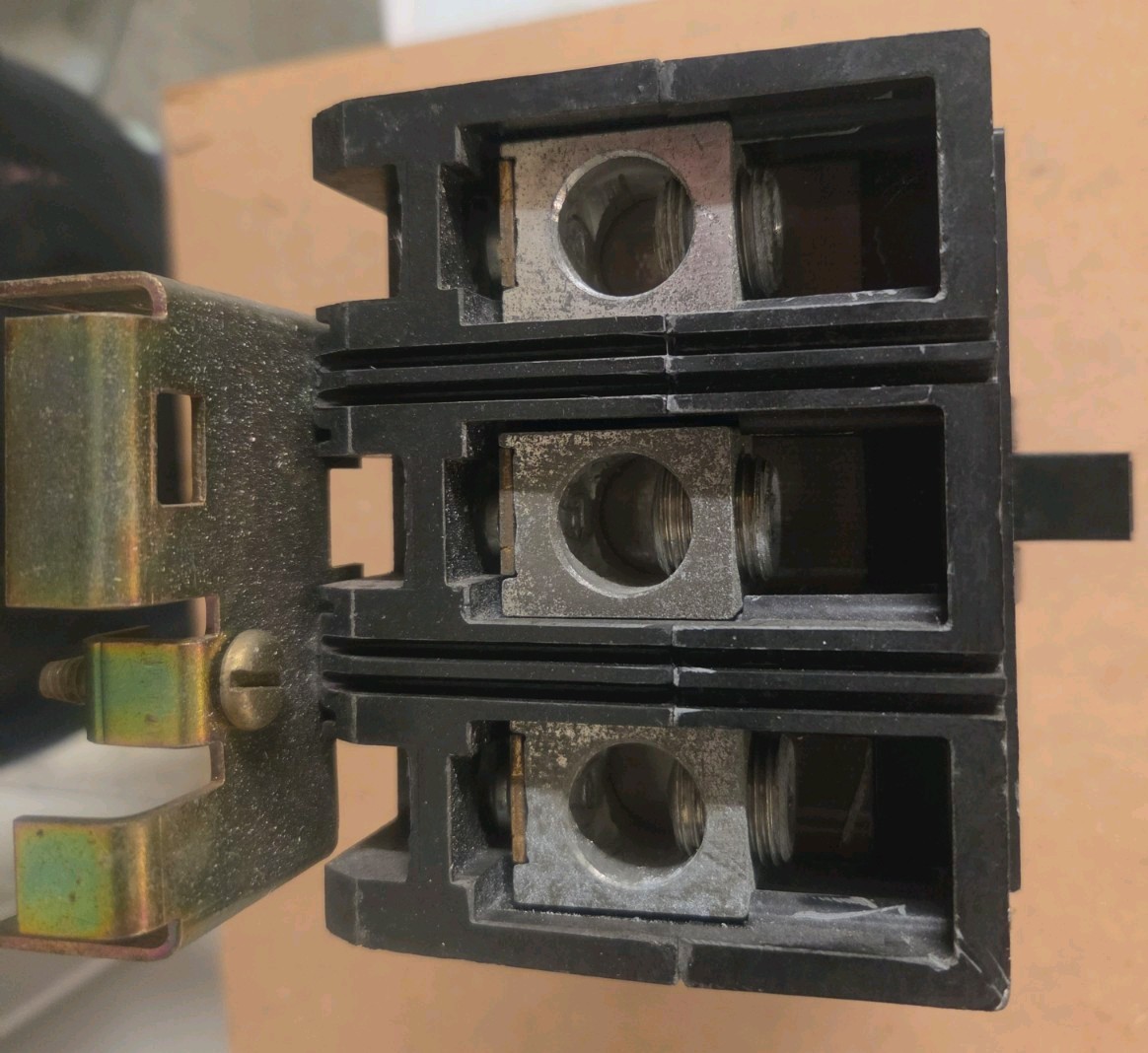 Square D KC34200 200 Amp 480 VAC 3 Pole 65ka@480V I-Line Circuit Breaker TESTED