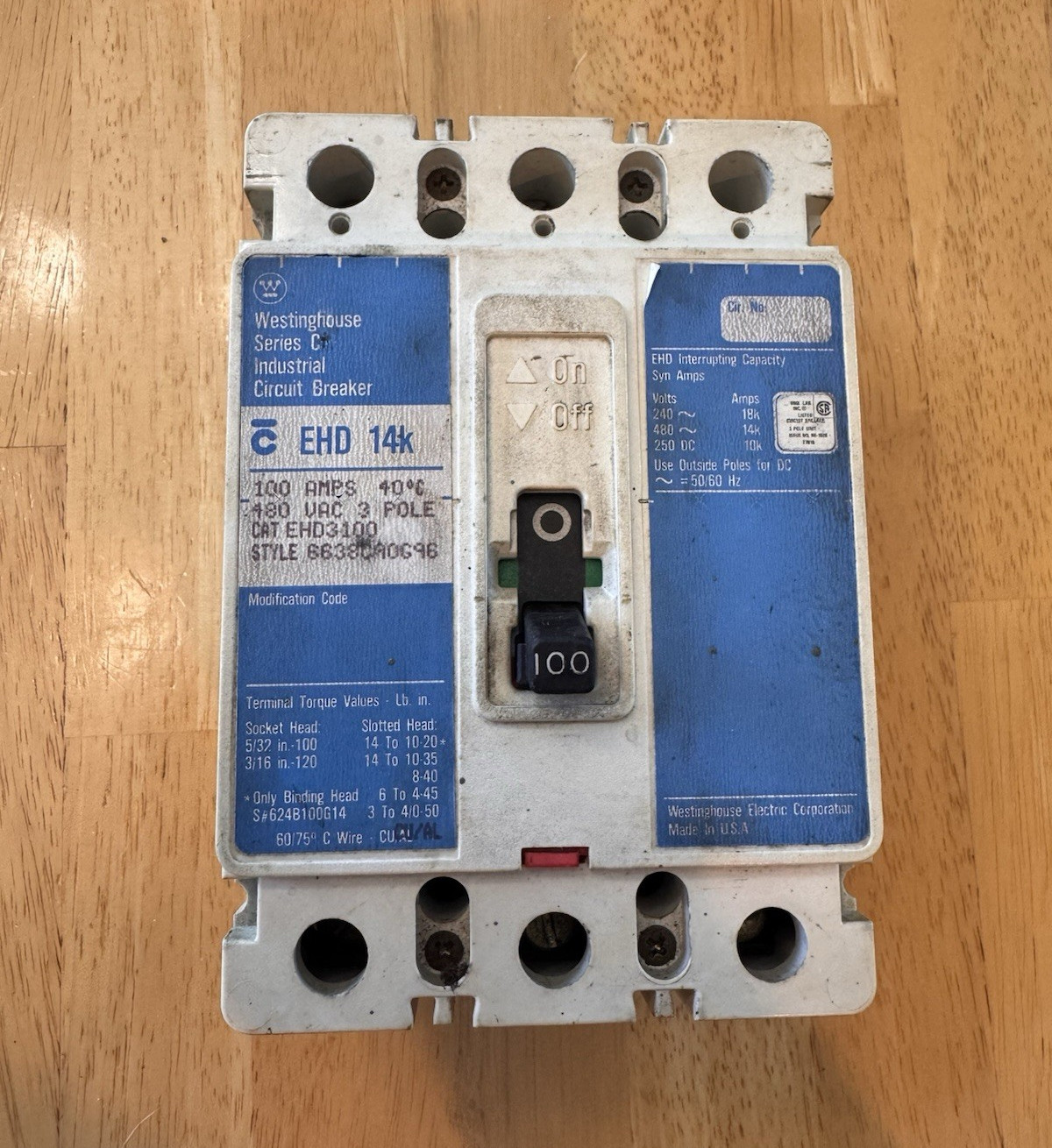 Westinghouse EHD EHD3100 3-Pole 100A Industrial Circuit Breaker Trip Indicator