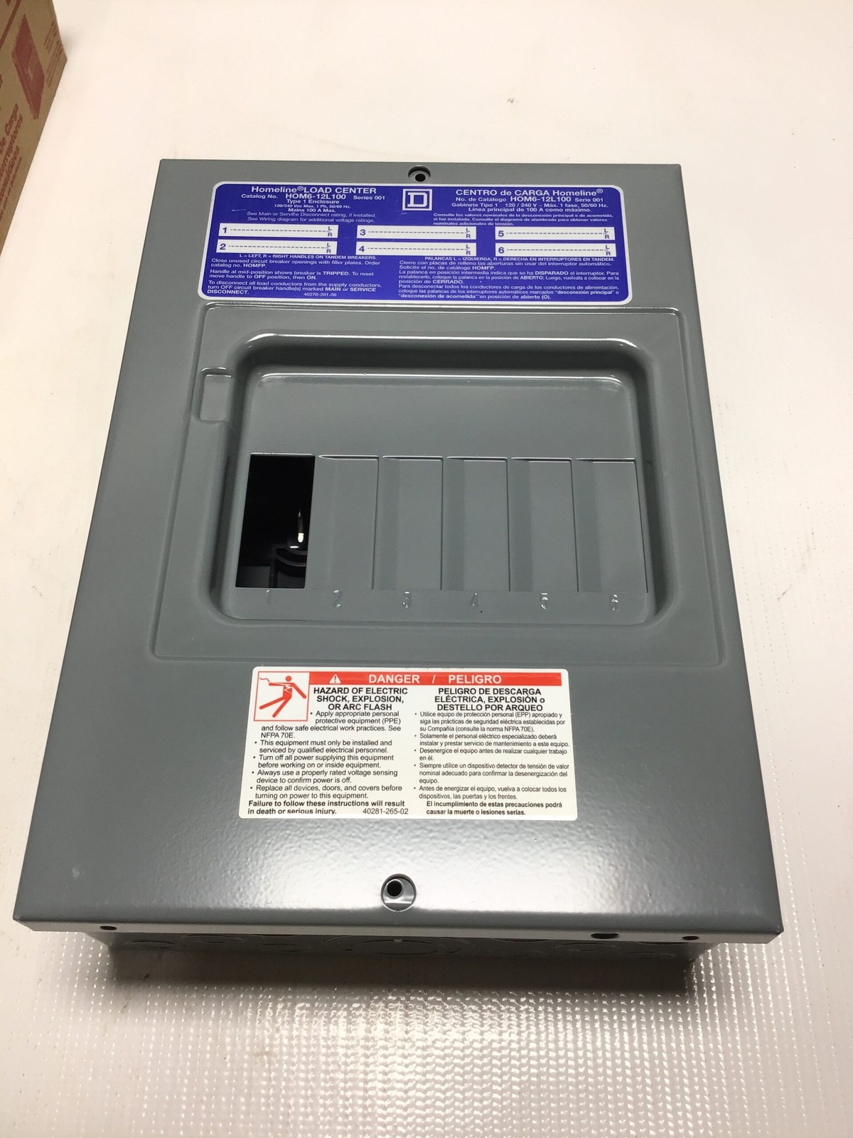 Square D HOM612L100S Homeline Circuit Breaker Load Center 100A 120/240V 50/60Hz