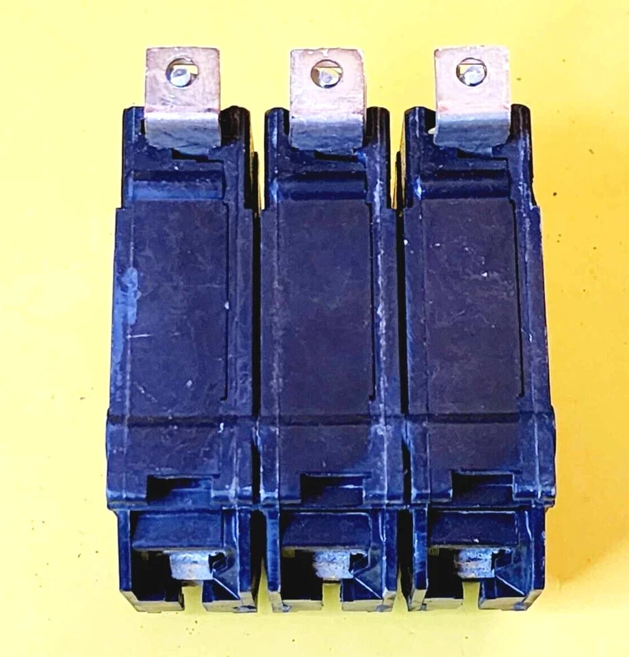 ⚡GENERAL ELECTRIC GE BY ABB THHQB32045 45AMP 3POLE 120/240 VAC CIRCUIT BREAKER⚡