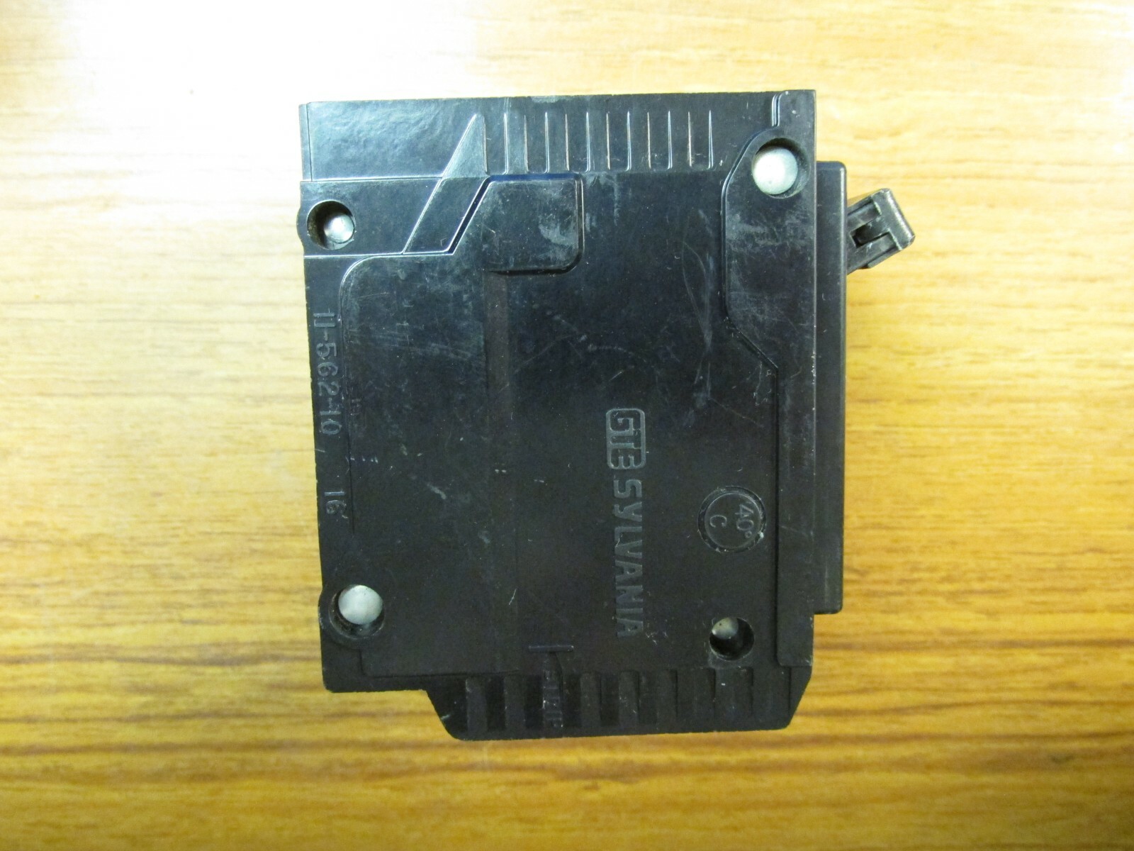 SYLVANIA CIRCUIT BREAKER TYPE C 2 POLE, 30 AMP, CAT# C230 … YI-405