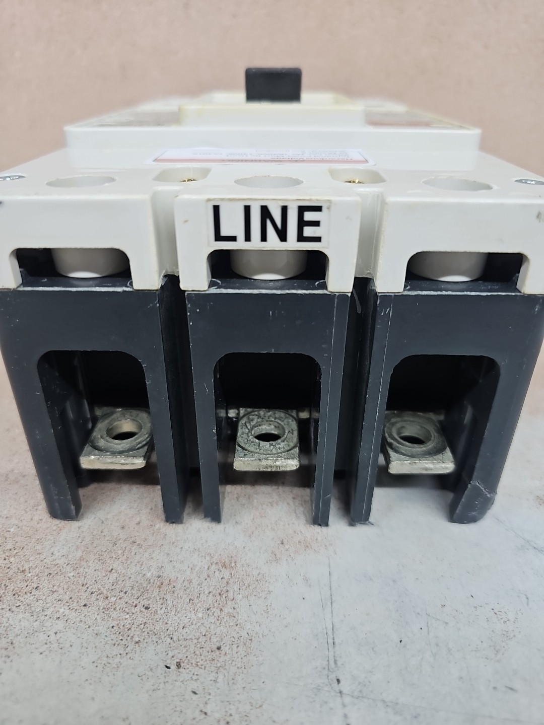 Eaton KD3400F Circuit Breaker 400 Amp 3 Pole 600VAC