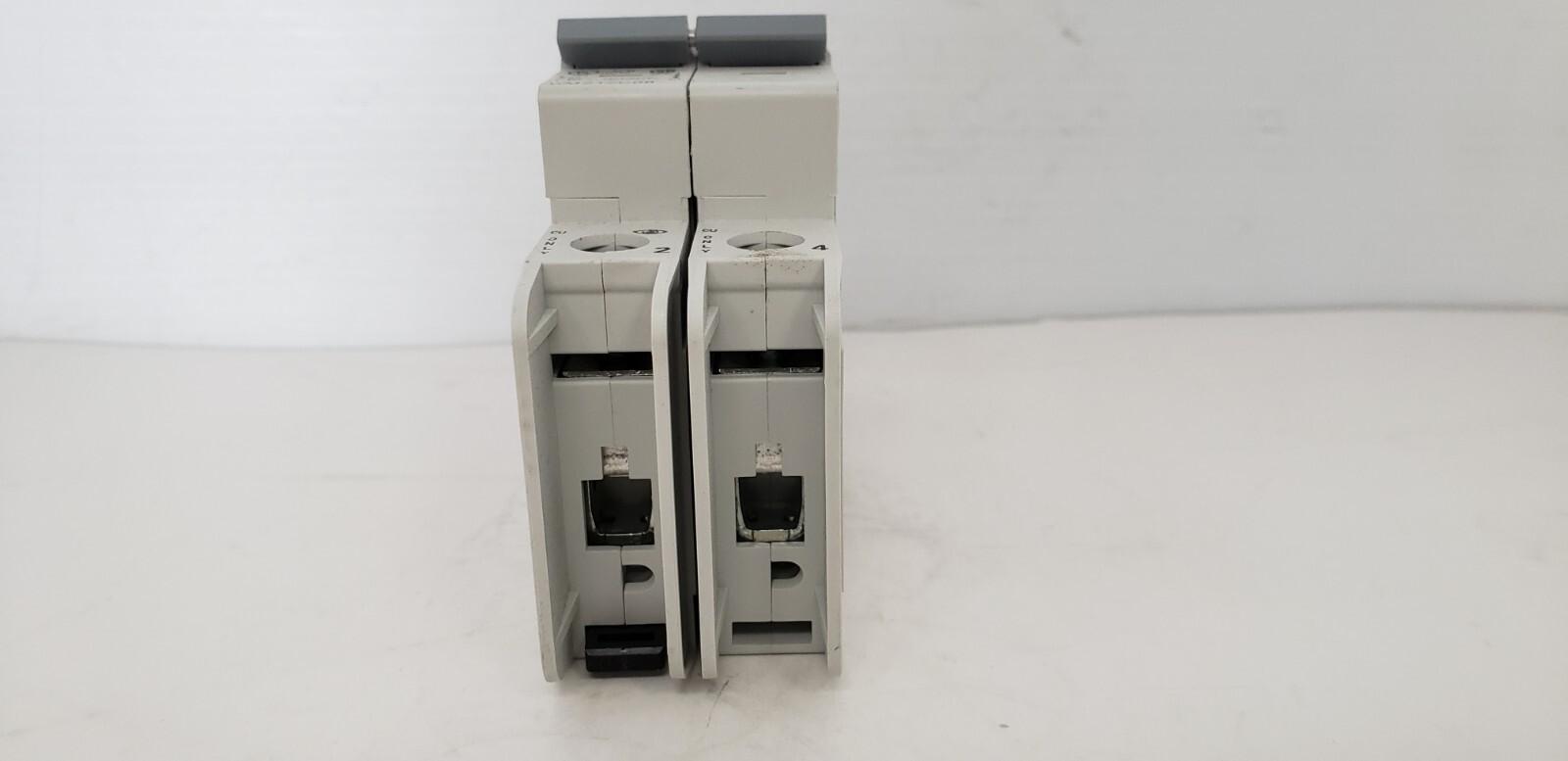 EATON WMZT2C08 (FAZ-C8-2-NA) CIRCUIT BREAKER, 8 AMP, 480Y/277V, 2 POLE, NIB
