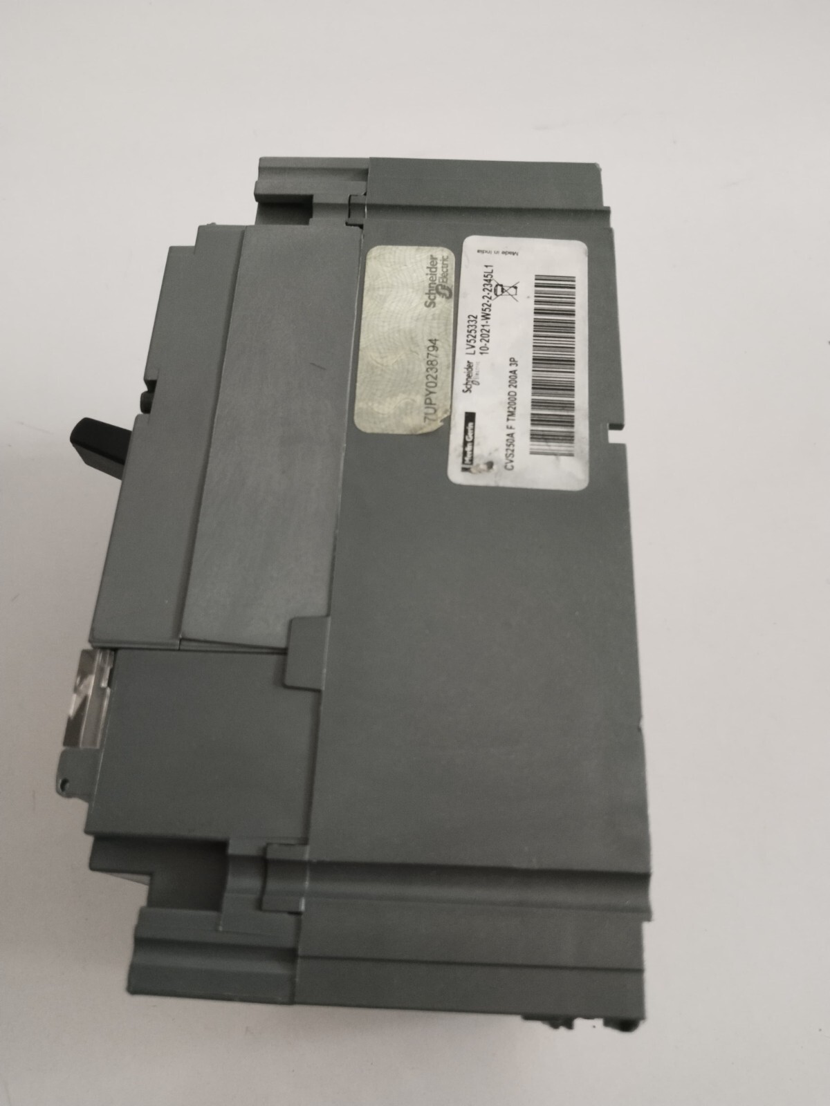 SCHNEIDER ELECTRIC CVS2250F 36KA 200A 3P CIRCUIT BREAKER FREE FAST