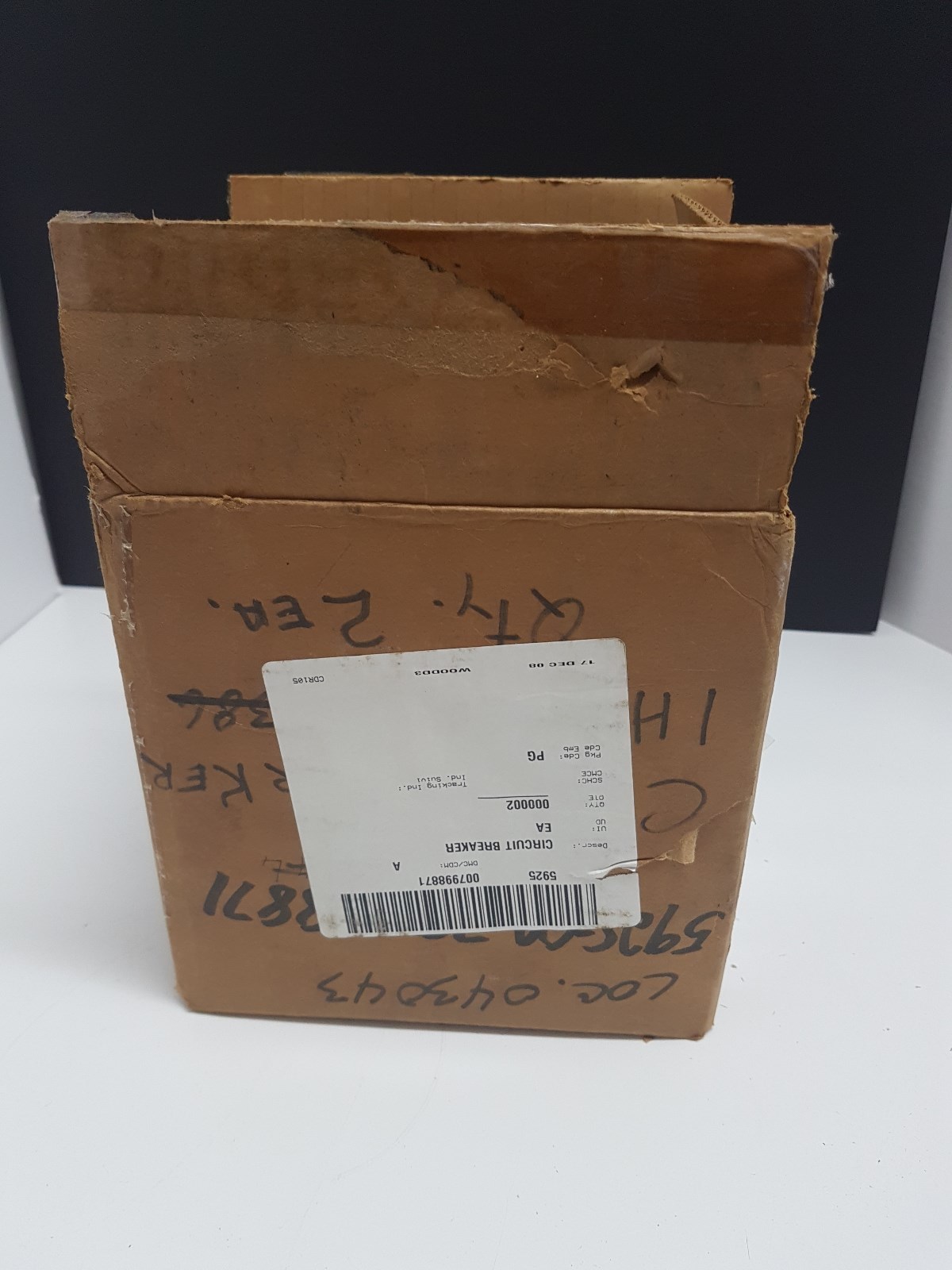 5925-00-070-4386 Circuit Breaker Includes 2 units ALB5 ETN1101
