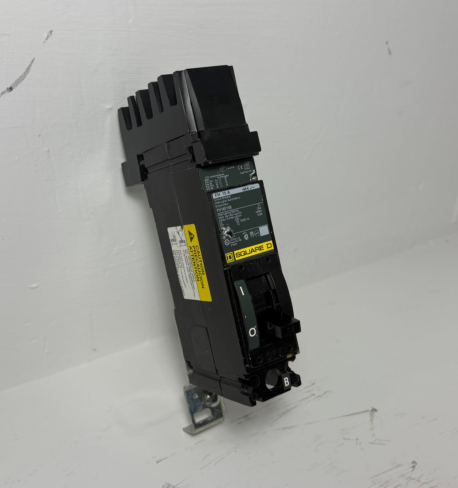 Square-D I-Line FH16015B 15A Circuit Breaker Green Label 277V FA 1 Pole 15 Amp