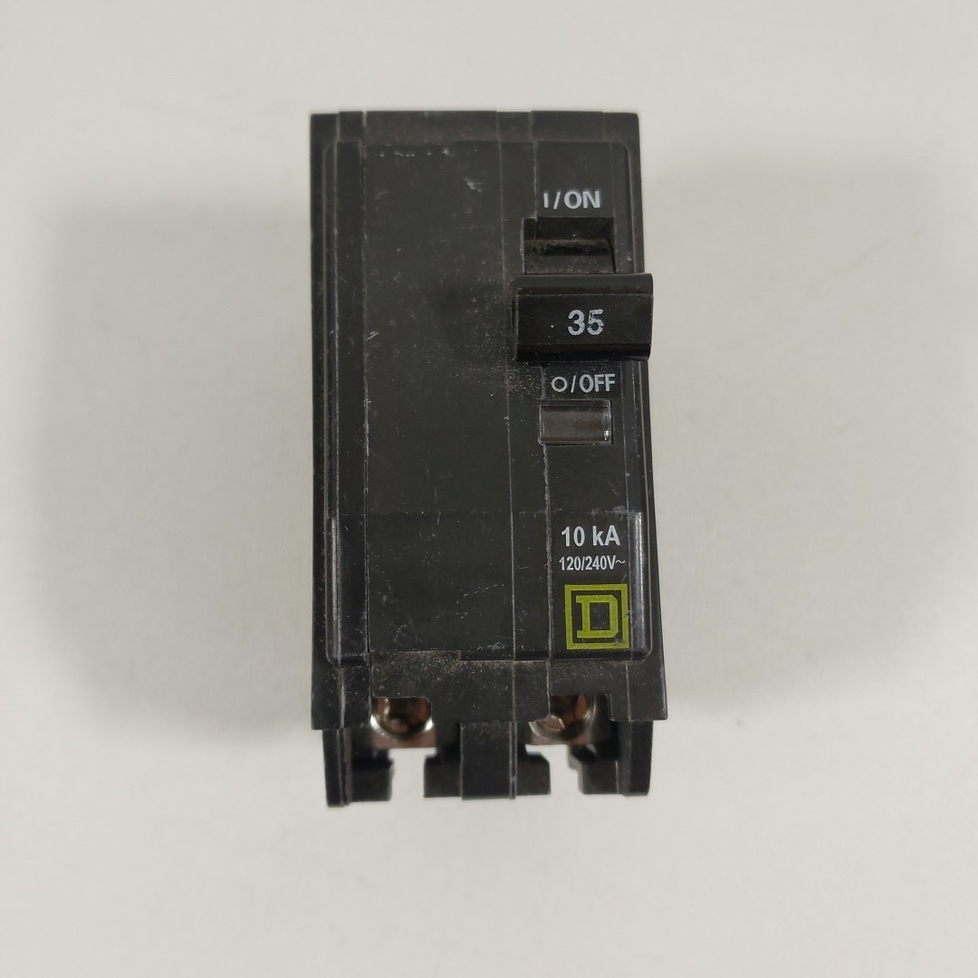 SQUARE D 10KA 35A 120/240 2 POLE CIRCUIT BREAKER DP-4075