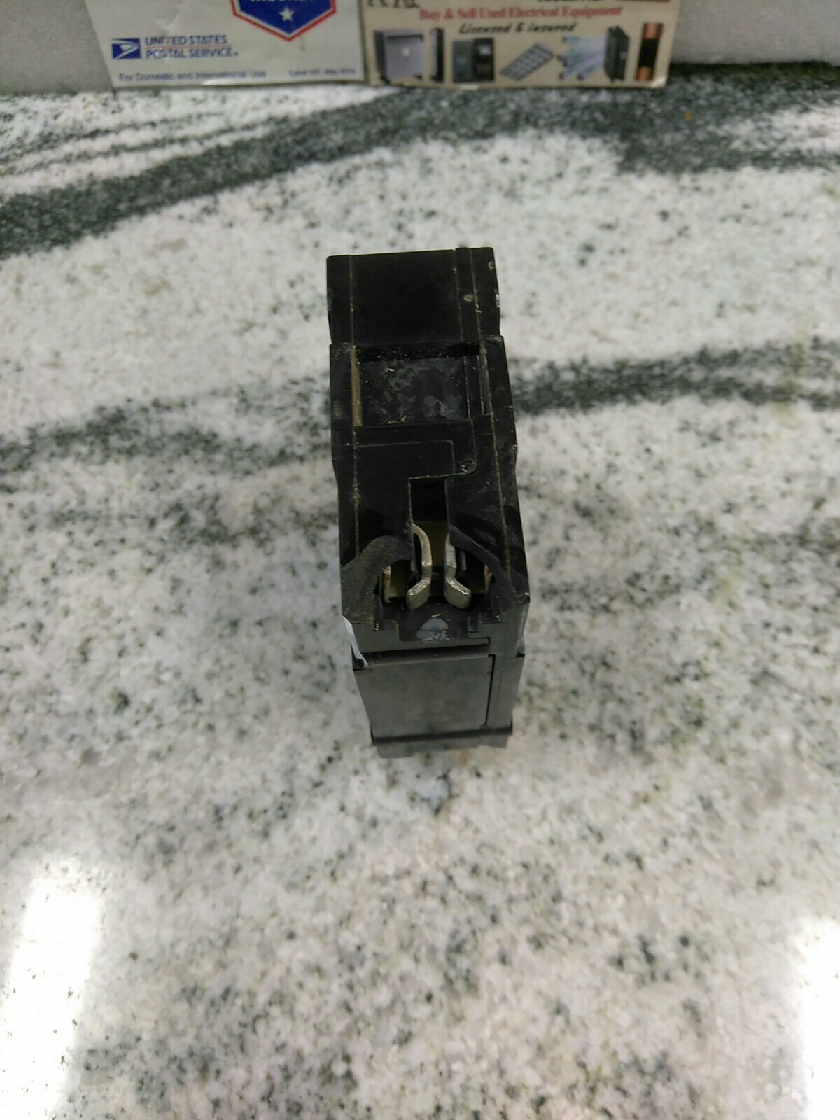 GE TYPE TQL-AC 15AMP, 1 POLE, 120/240VAC GROVE CIRCUIT BREAKER / CHIPS (20CB3