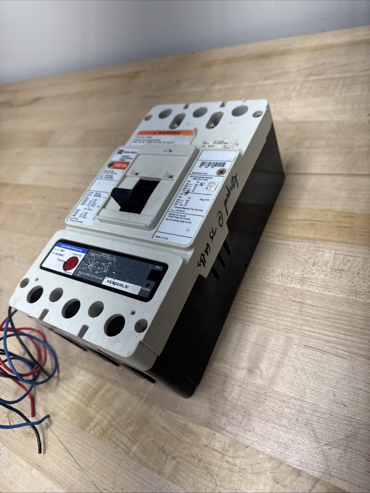EATON CUTLER HAMMER HKD3400F KES3400LSI 3 POLE 400 AMP 480v CIRCUIT BREAKER