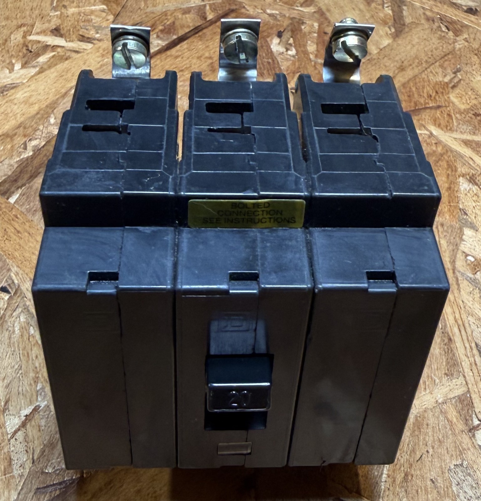 Square D EHB34020 Circuit Breaker