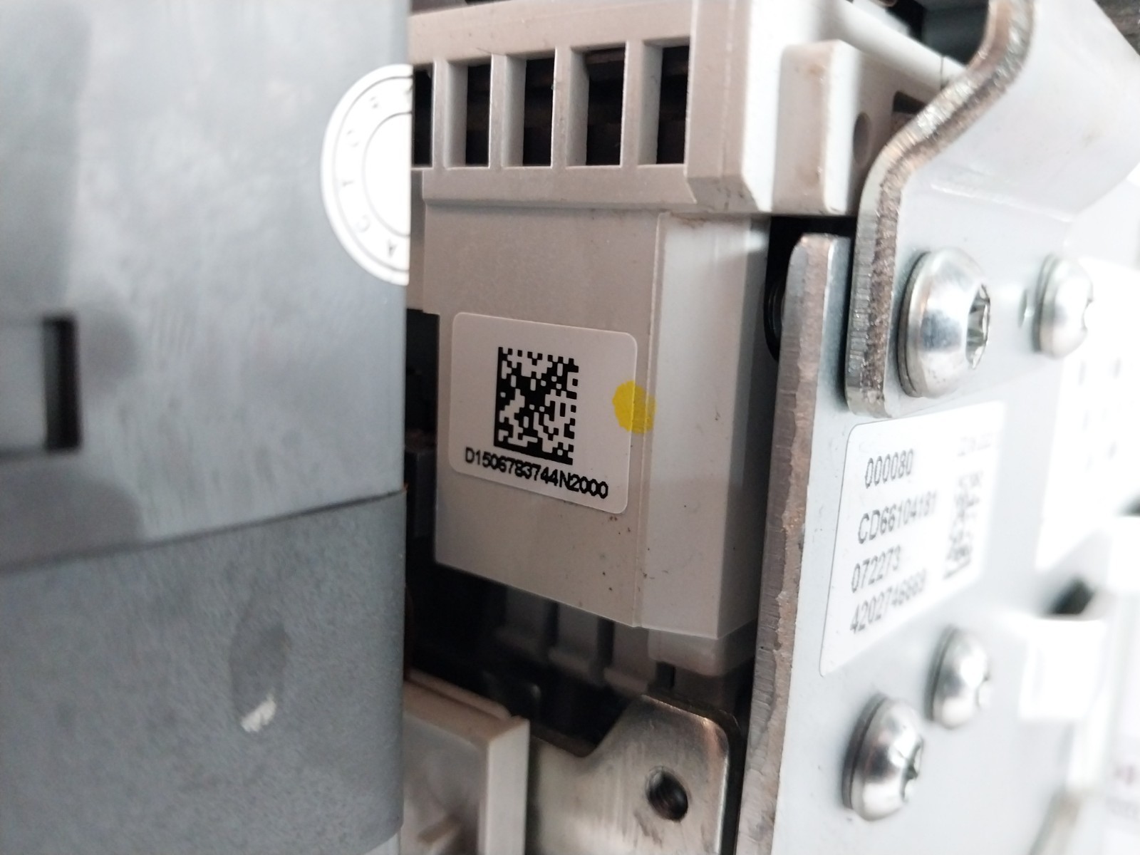 ABB E2.2N Air Circuit Breaker EMAX 2 50-60HZ 24VDC RN0614001
