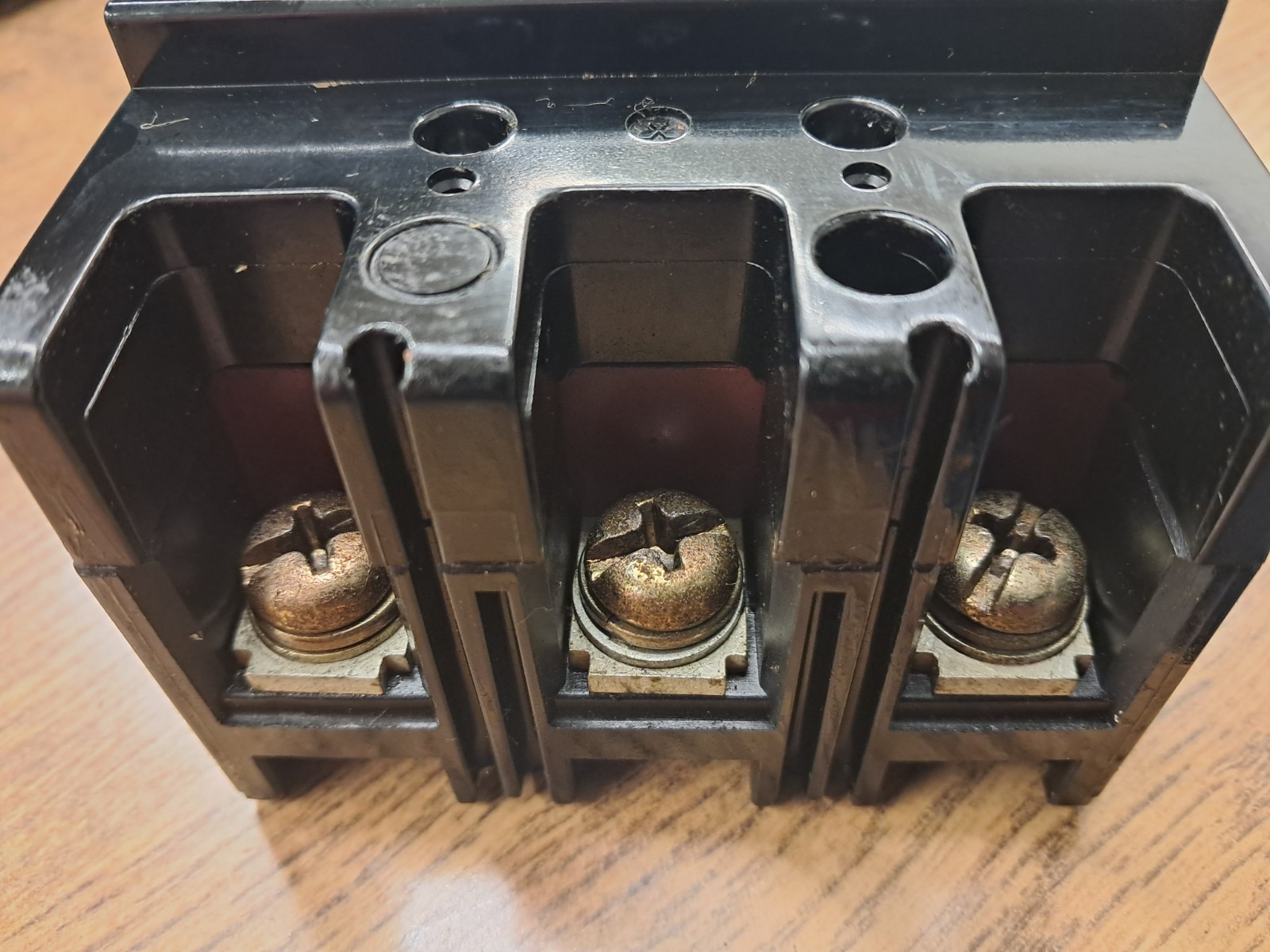 Mitsubishi Electric NF100-CS No-fuse Breaker 3 Pole 75 Amp AC220V