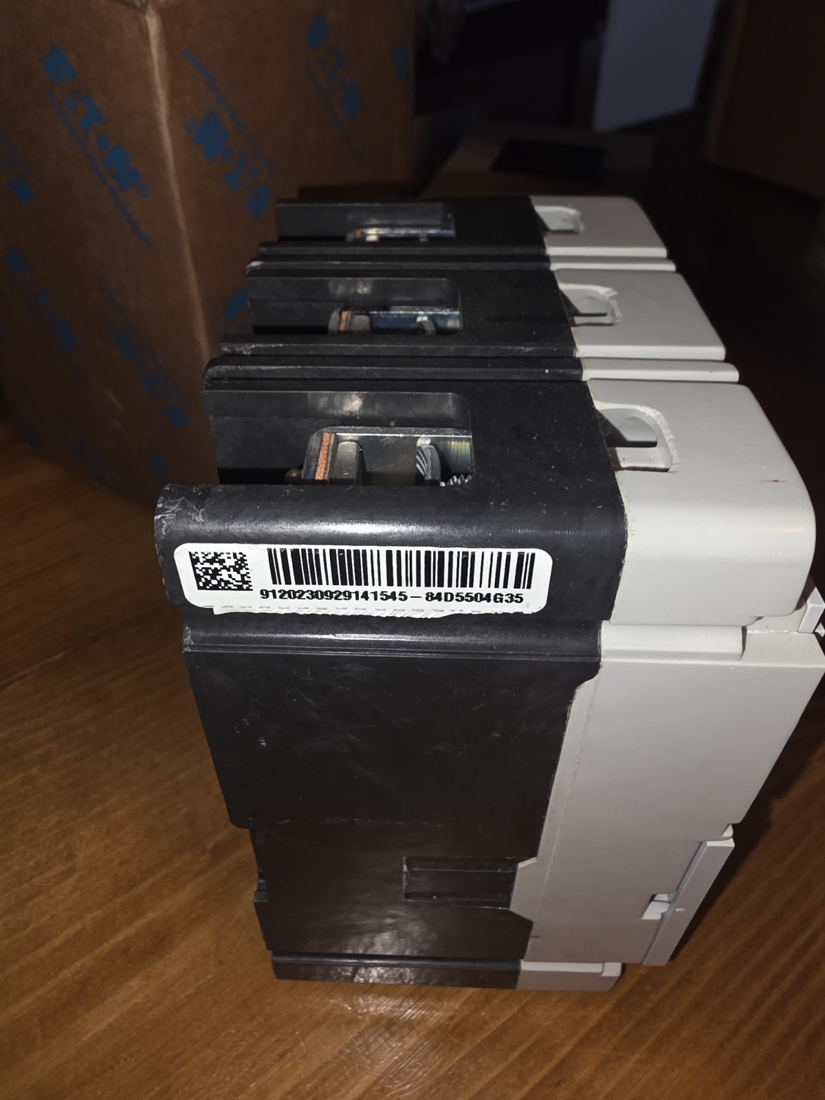 Eaton PDG2 PDG23M0050TFFL 50A 3-Pole Circuit Breaker 551-600V Trip Indicator