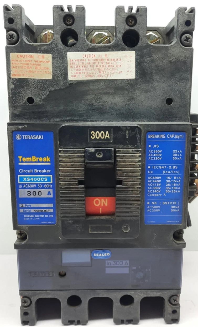 TERASAKI XS400CS 3 POLE 300 AMPS CIRCUIT BREAKER