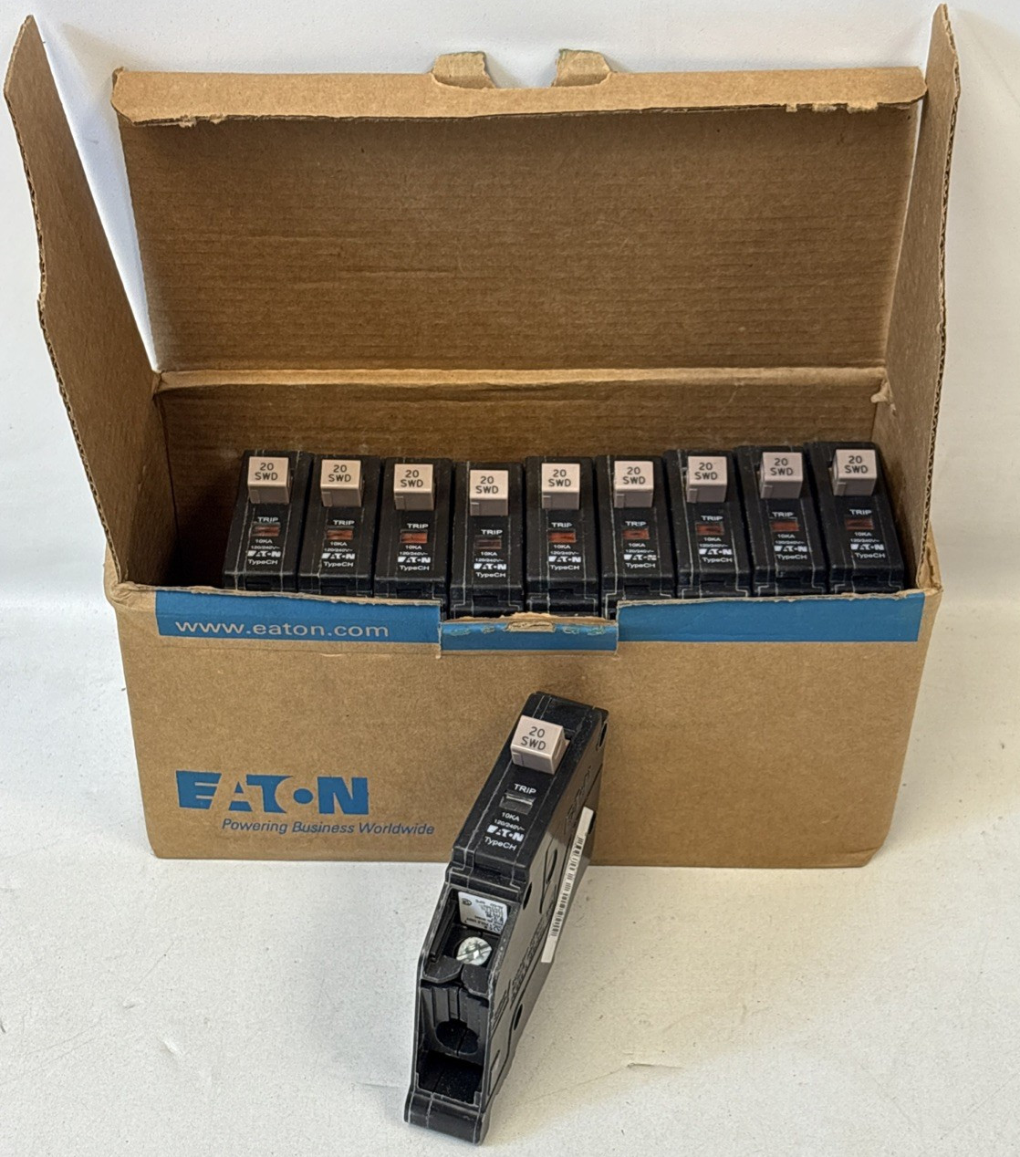 (10) EATON CHF120 Circuit Breakers 20 AMP 1 Pole Type CH – New Box of 10