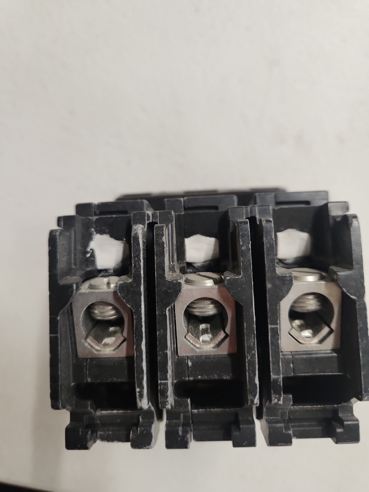 SIEMENS B380 3 POLE 80A 240V Type BL Bolt On Circuit Breaker READ DESCRIPTION