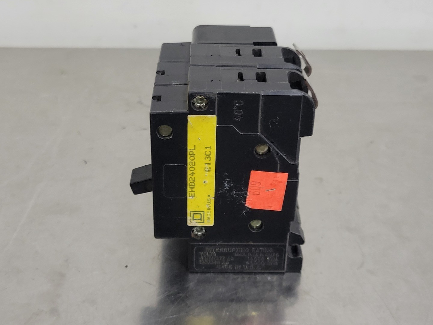 SQUARE D EHB24020PL 20 Amp, 2 Pole, 480Y/277 volts Circuit Breaker w/ Auxiliary