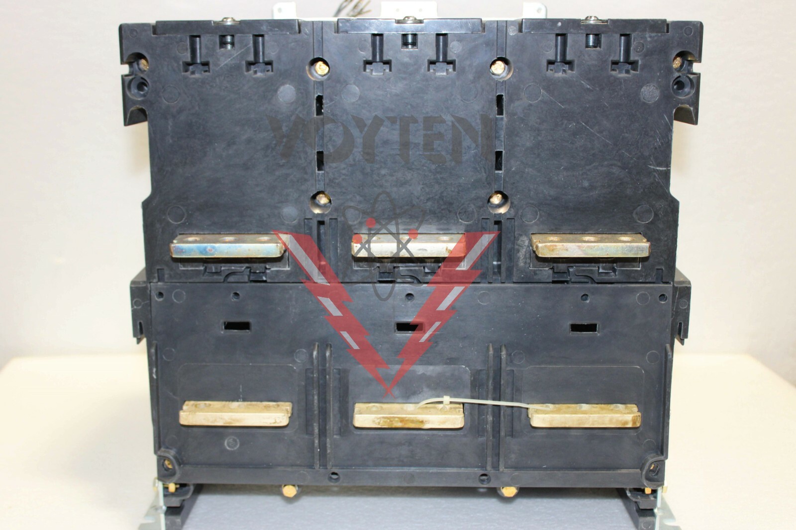 MDS6163WEA16MUANAA4YNNNAX Eaton Magnum DS 1600A Breaker Core Only