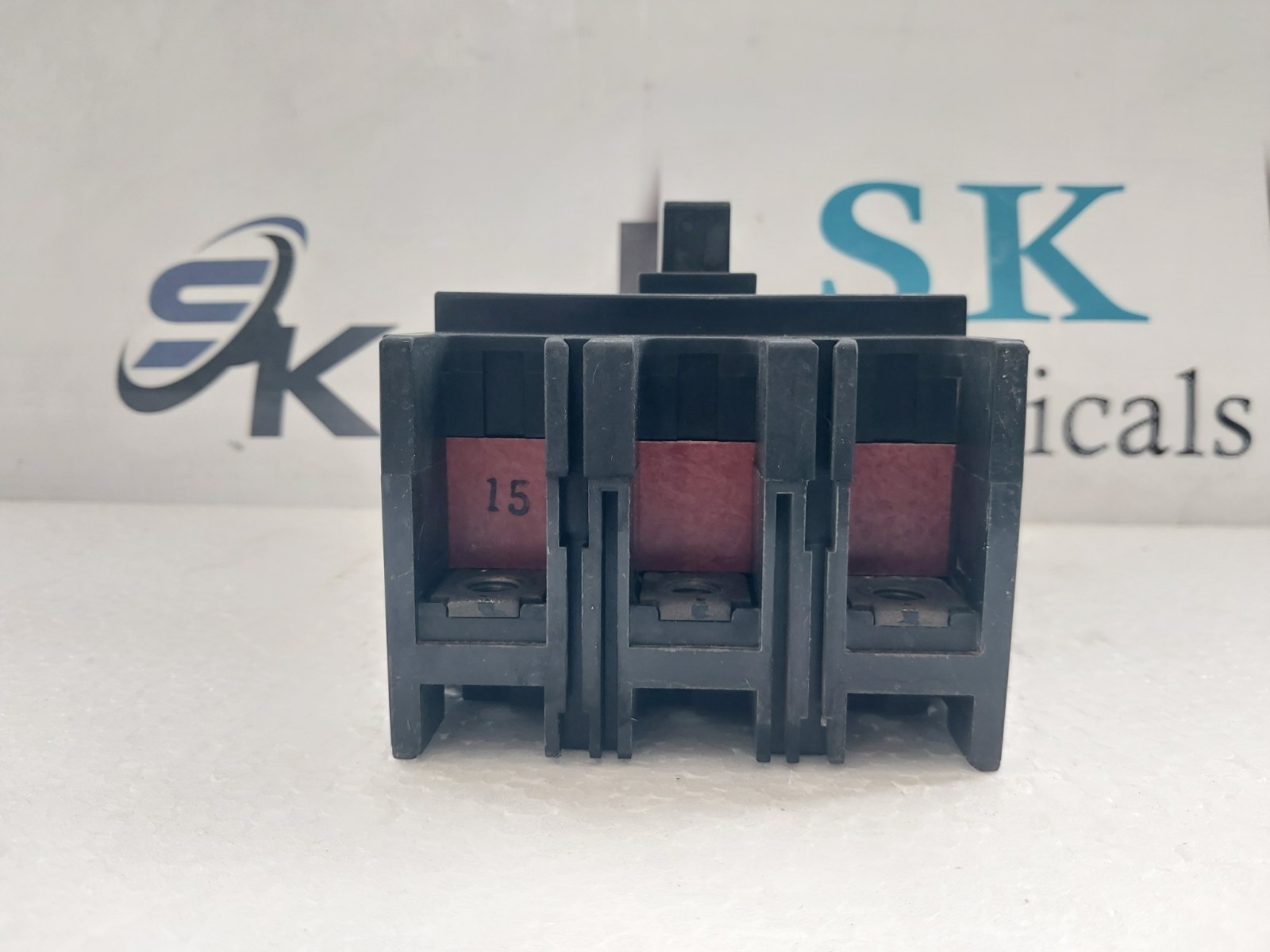 TERASAKI ELECTRIC XS100NB 15A AC690V 3POLE CIRCUIT BREAKER