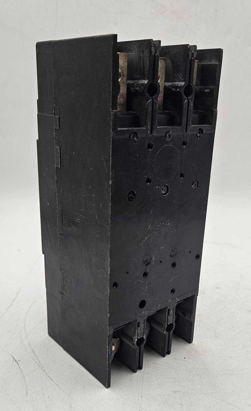 GE TFL236125WL Circuit Breaker 125A 3P 600V 3PH TFL 125 Amp 3 Pole