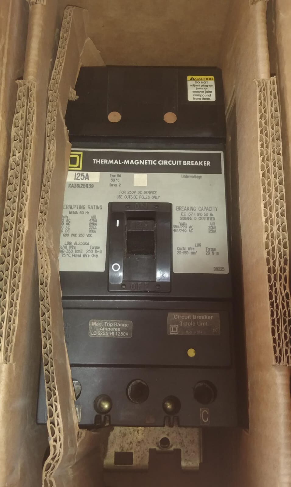Square D KA-36125 125 A Thermal Magentic Circuit Breaker KA36125