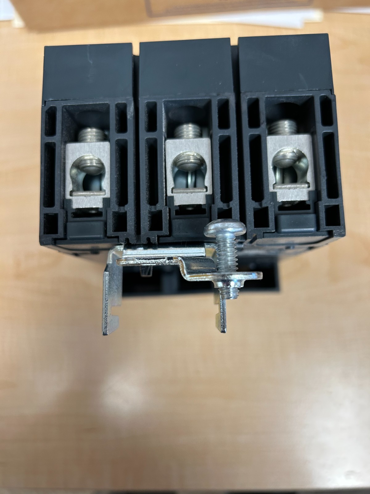 SQUARE D HJA36035 BREAKER 3POLE 35A 600V