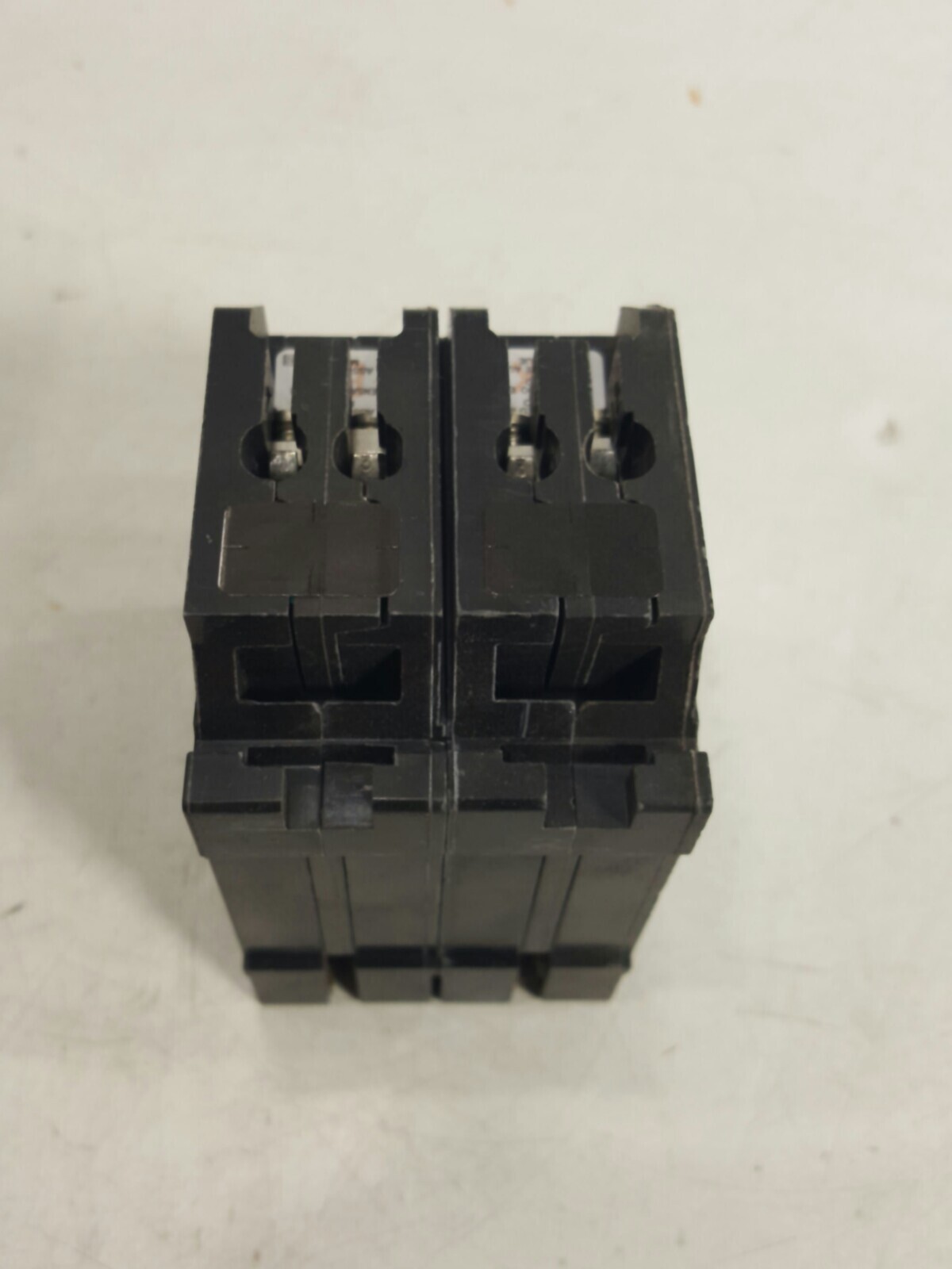 Square D By Schneider Electric HOMT202023CP Homeline Tandem Circ Breaker Dbl