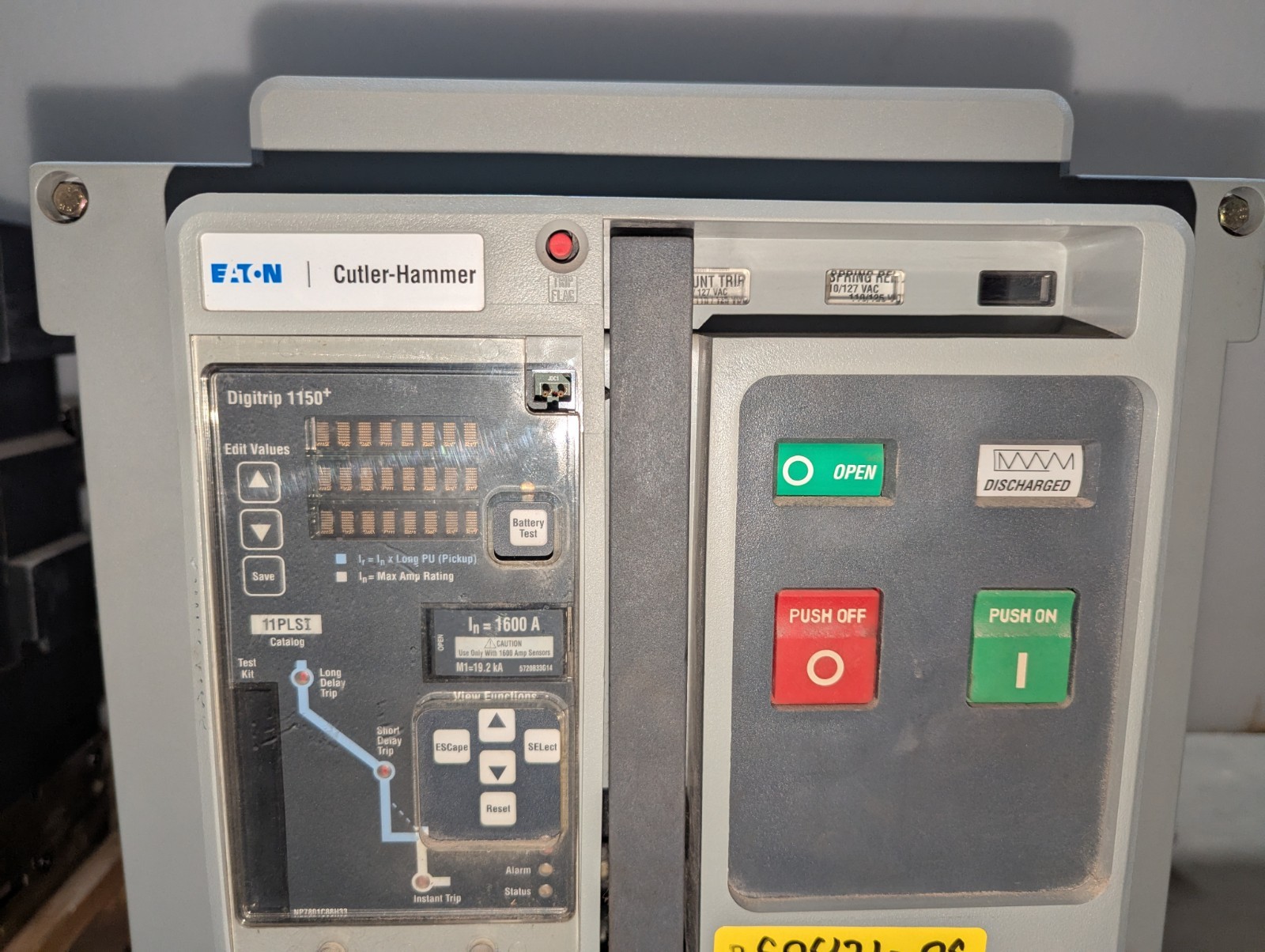 EATON CUTLER-HAMMER MAGNUM DS MDS6163WEA 1600AMP LOW VOLTAGE AC CIRCUIT BREAKER