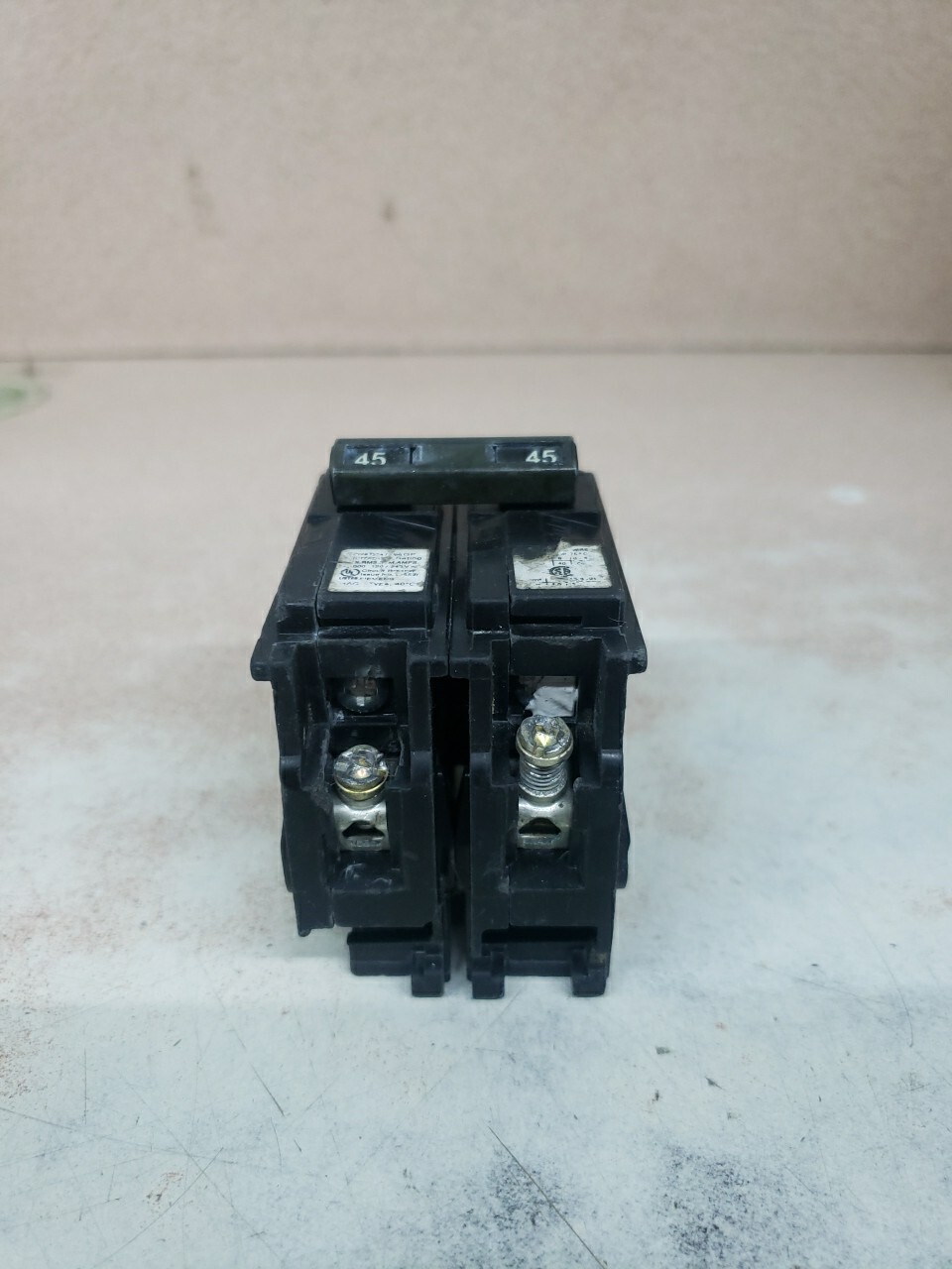 Siemens Q245 QP245 2P 45 Amp Type QP Circuit Breaker Chipped