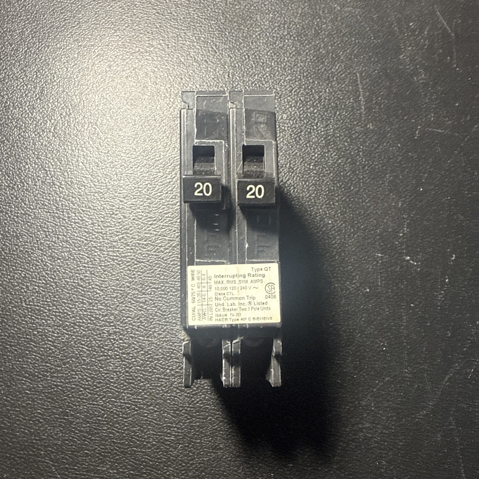 Siemens 20A 1 Pole 120V Tandem Circuit Breaker