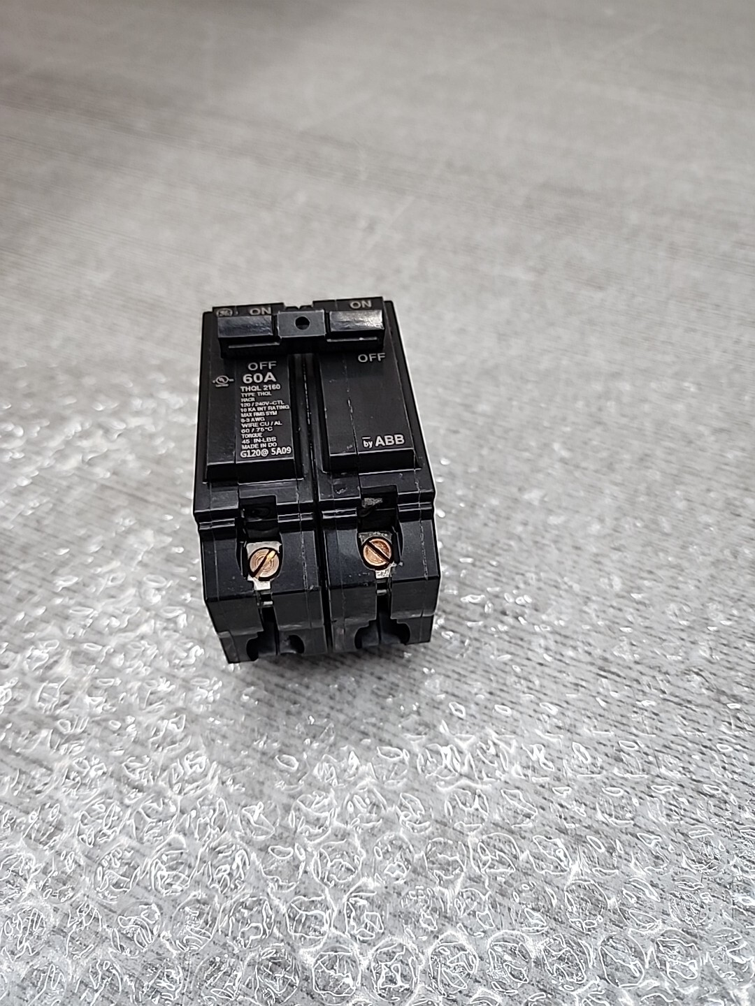GE THQL2160 2 Pole 60 Amp 120 240V AC THQL Plug in Breaker ( NEW )