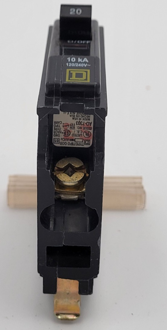 Square D QOB120 20A 1-Pole Bolt On Circuit Breakers Type QOB (Lot of 5) USED