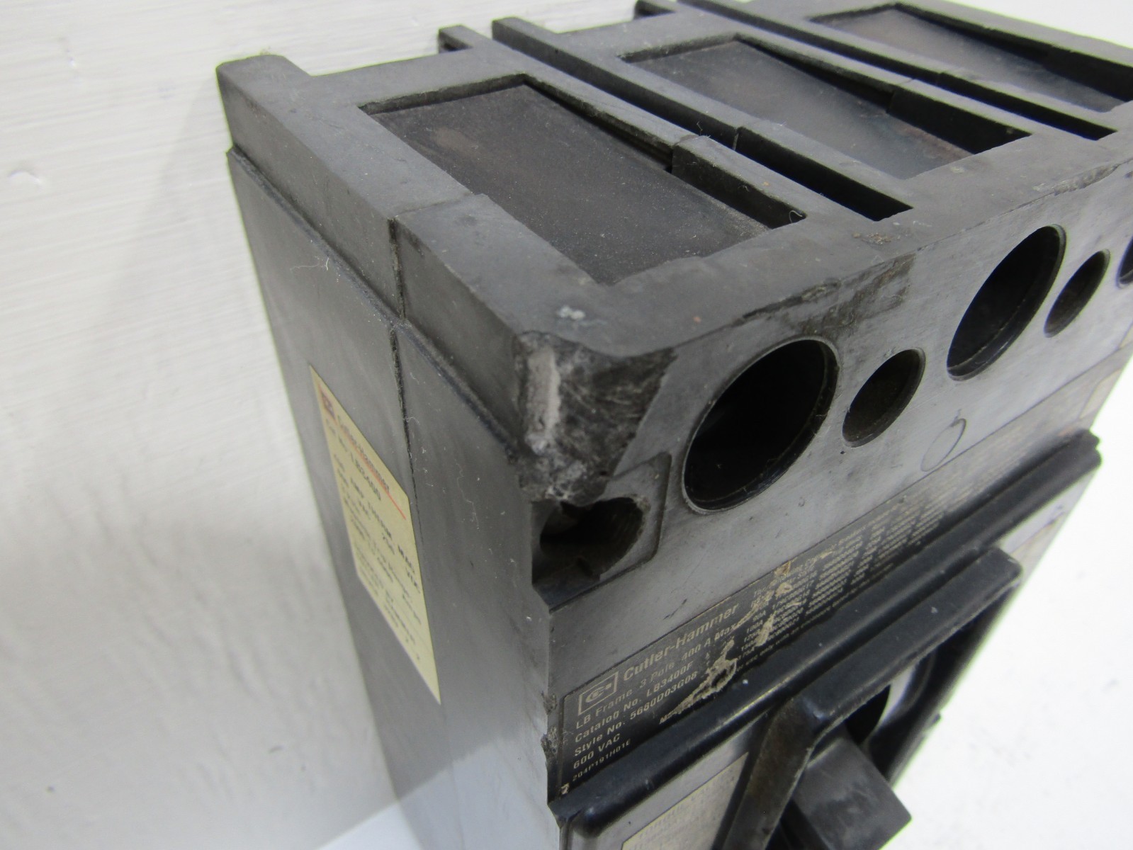 Cutler Hammer LB3400 400 Amp 600V 3-Pole Breaker 400A Trip 3P 250VDC Chipped