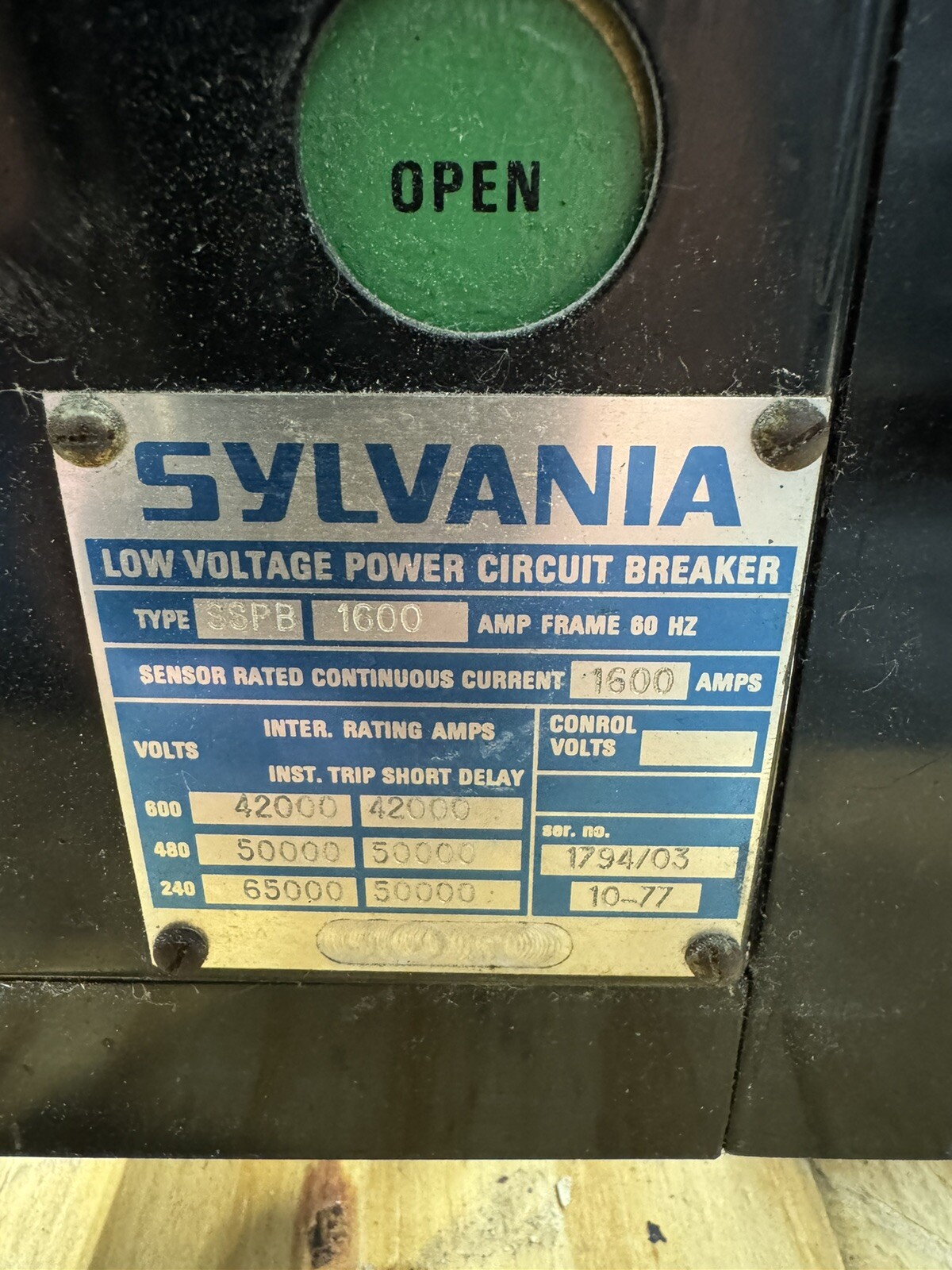 Sylvania SSPB 1600A Air Breaker MO/DO E-OK w/ AC PRO