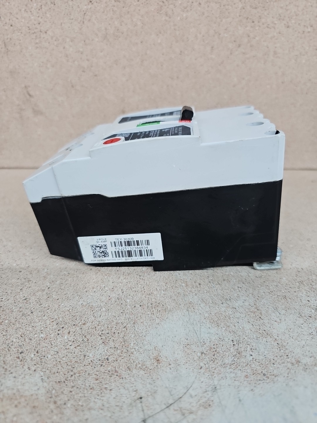 1) New Take Out GE TEYL3030B 3 Pole 30 Amp Circuit Breaker