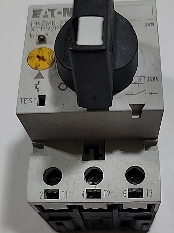 Eaton PKZM0-2.5 IEC Motor Circuit Breaker 1.6-2.5A XTPR2P5BC1 NL
