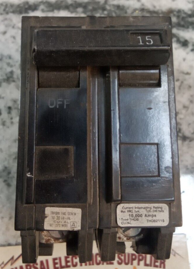 General Electric/BREAKER/ THQB2115/15A/2P/240V/ Bolt On/THQB/GROVE/USE (C#23